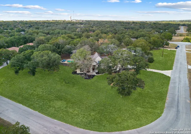 4th image of 133 Legacy Trace, La Vernia, TX 78121 | MLS# 1909035
