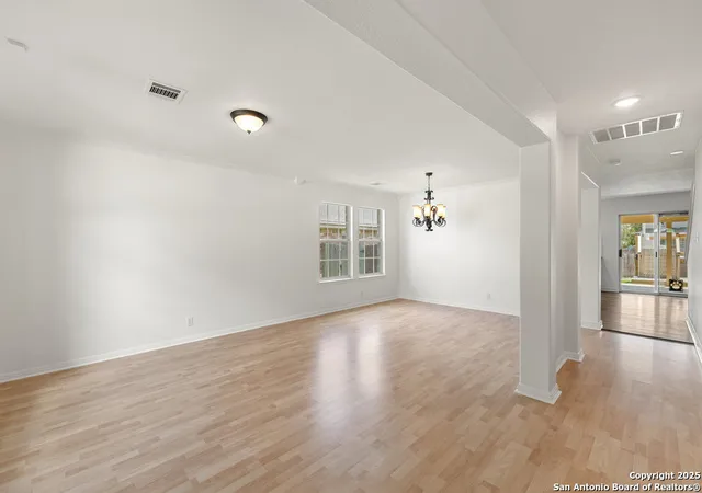 3rd image of 165 Hidden Cave, Cibolo, TX 78108 | MLS# 1909045