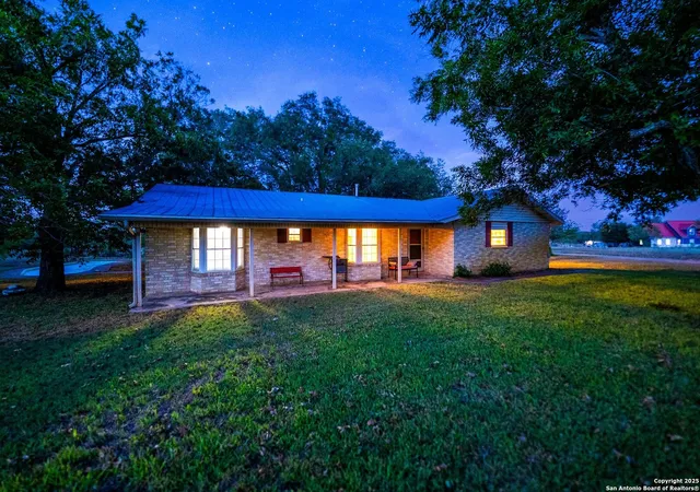 82nd image of 423 Fm 2772, La Vernia, TX 78121 | MLS# 1909051