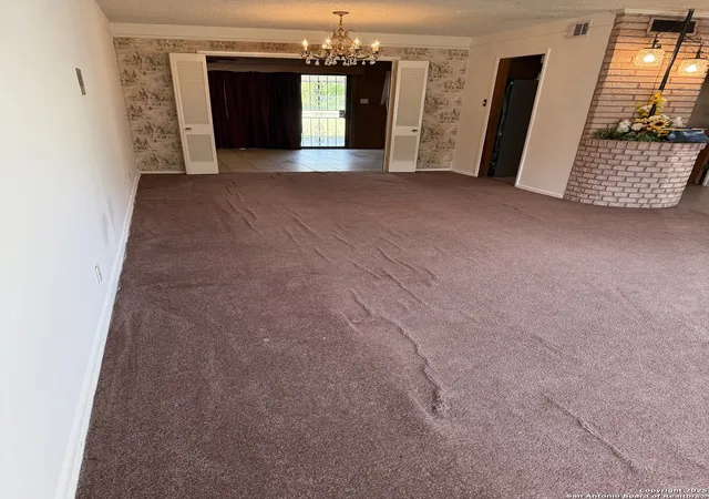Photo 2 of Sale Pending at 315 Montpelier, San Antonio, TX 78228 | MLS# 1909065 | Listing updated on 2026-03-31