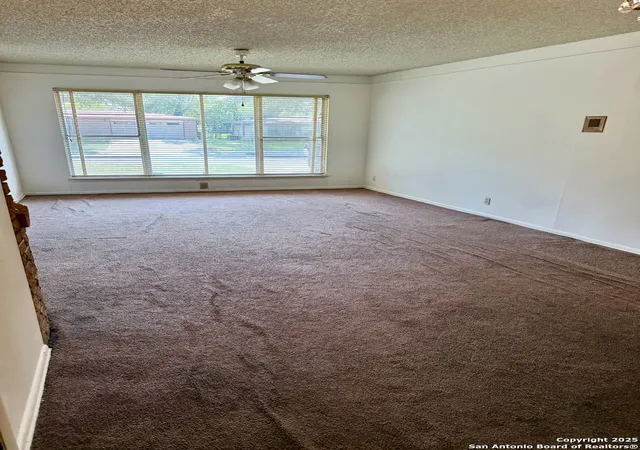 Photo 3 of Sale Pending at 315 Montpelier, San Antonio, TX 78228 | MLS# 1909065 | Listing updated on 2026-03-31