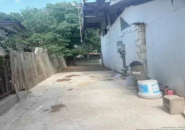 3rd image of 5347 La Cresenta St, San Antonio, TX 78228 | MLS# 1909082