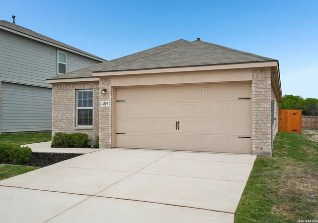 Photo 3 of Single family home for sale at 4319 Rocky Neck Cove, Von Ormy, TX 78073 | MLS# 1909223 | Listing updated on 2026-08-31