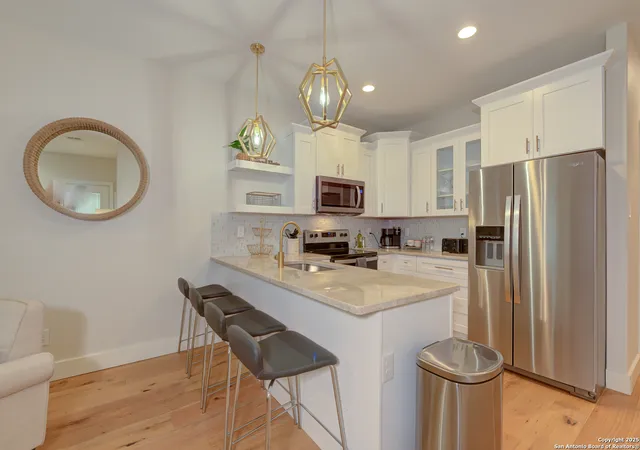 Photo 4 of Single family home for sale at 322 Mockert, San Antonio, TX 78204 | MLS# 1909230 | Listing updated on 2025-10-17