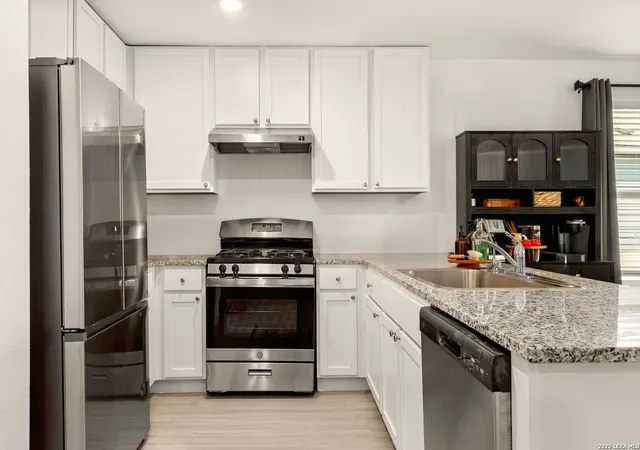 Photo 4 of Single family home for sale at 6830 Wolf Vly, San Antonio, TX 78242 | MLS# 1909233 | Listing updated on 2026-09-06