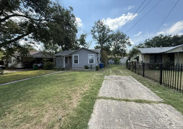 3rd image of 908 Gardina, San Antonio, TX 78201 | MLS# 1909234
