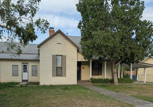 1st image of 806 Polk, Beeville, TX 78102 | MLS# 1909264