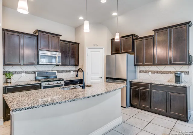 3rd image of 10727 Texas Star, Helotes, TX 78023 | MLS# 1909290