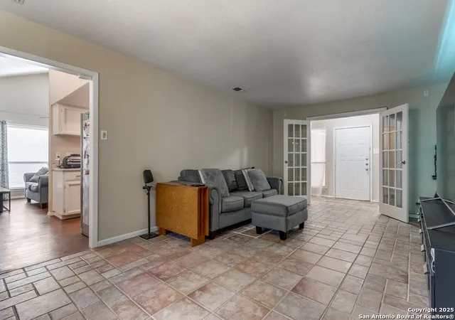 4th image of 6018 Royal Wood, San Antonio, TX 78239 | MLS# 1909295