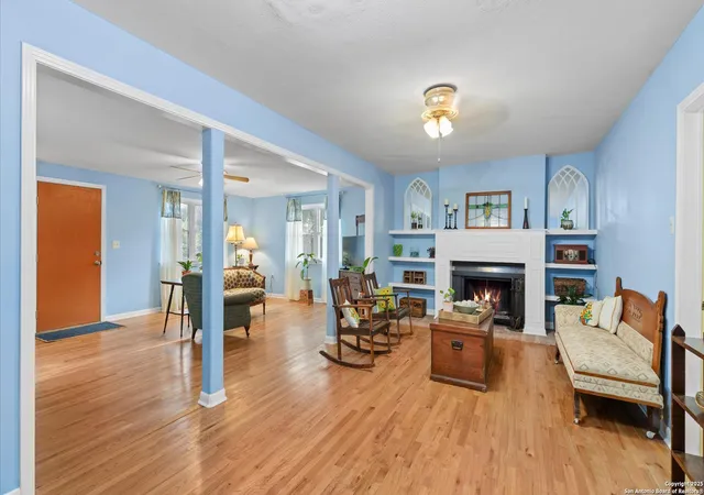 Photo 3 of Sale Pending at 126 Savannah, San Antonio, TX 78213 | MLS# 1909377 | Listing updated on 2025-10-06