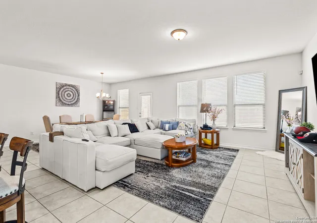 Photo 3 of Single family home for sale at 4422 Via Sonoma, Converse, TX 78109 | MLS# 1909412 | Listing updated on 2025-09-29