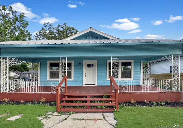 Photo 3 of Single family home for sale at 1103 Hays, San Antonio, TX 78202 | MLS# 1909414 | Listing updated on 2026-03-03