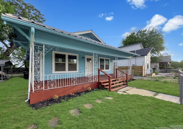 Photo 3 of Single family home for sale at 1103 Hays, San Antonio, TX 78202 | MLS# 1909414 | Listing updated on 2026-03-03