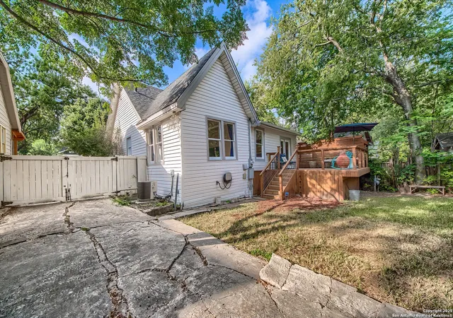 35th image of 1023 W Gramercy, San Antonio, TX 78201 | MLS# 1909430