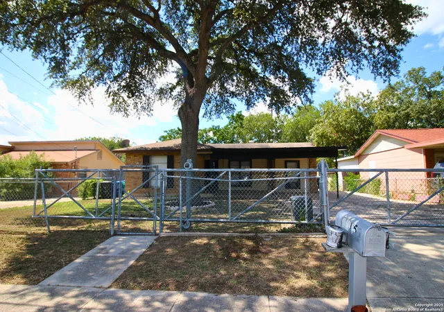 Photo 3 of Single family home for sale at 2715 Irwin, San Antonio, TX 78222 | MLS# 1909453 | Listing updated on 2026-01-17