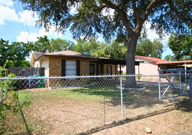 Photo 3 of Single family home for sale at 2715 Irwin, San Antonio, TX 78222 | MLS# 1909453 | Listing updated on 2026-01-17