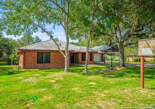 Photo 4 of Sale Pending at 4743 Fm 775, La Vernia, TX 78121 | MLS# 1909572 | Listing updated on 2026-03-24