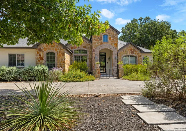 Photo 3 of Sale Pending at 8609 Cavalry Dr, Boerne, TX 78015 | MLS# 1909578 | Listing updated on 2025-10-30