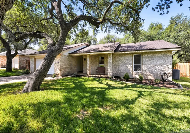Photo 2 of Sale Pending at 11516 Shakespearean, Austin, TX 78759 | MLS# 1909627 | Listing updated on 2025-10-06