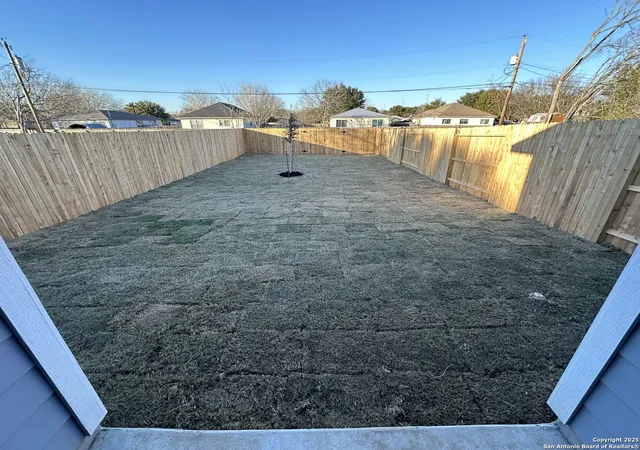 34th image of 810 E Baxter St, Seguin, TX 78155 | MLS# 1909677