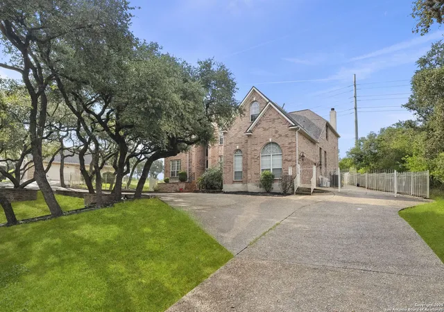 Photo 2 of Sale Pending at 4631 Del Mar, San Antonio, TX 78251 | MLS# 1909684 | Listing updated on 2025-12-18
