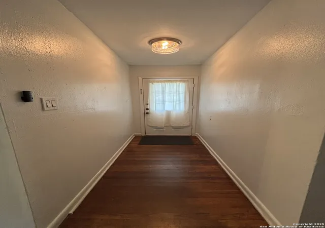 Photo 1 of Single family home for sale at 350 Hialeah, San Antonio, TX 78218 | MLS# 1909711 | Listing updated on 2025-11-25