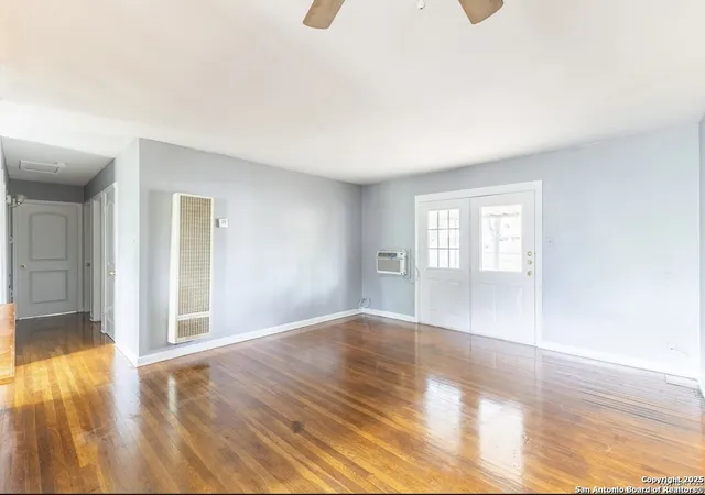 Photo 2 of Single family home for sale at 350 Hialeah, San Antonio, TX 78218 | MLS# 1909711 | Listing updated on 2025-11-25