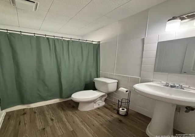 Photo 4 of Single family home for sale at 350 Hialeah, San Antonio, TX 78218 | MLS# 1909711 | Listing updated on 2025-11-25