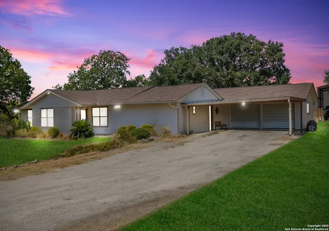 Photo 4 of Sale Pending at 6265 Pfeil, Schertz, TX 78154 | MLS# 1909730 | Listing updated on 2025-10-14