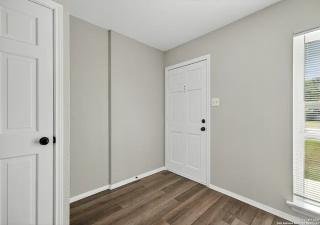 Photo 4 of Sale Pending at 705 Aero Ave, Schertz, TX 78154 | MLS# 1909748 | Listing updated on 2025-12-12