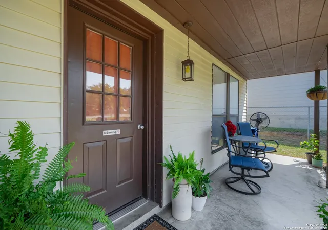 3rd image of 1016-1022 13Th St, Blanco, TX 78606 | MLS# 1909769