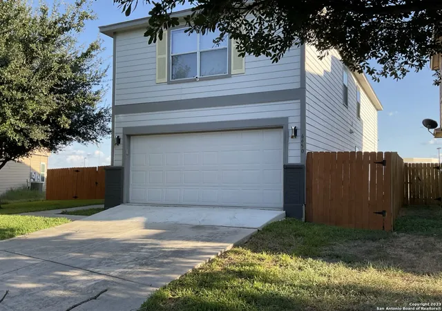 Photo 1 of Single family home for sale at 6650 Hartnet Fields, Converse, TX 78109 | MLS# 1909808 | Listing updated on 2025-10-04