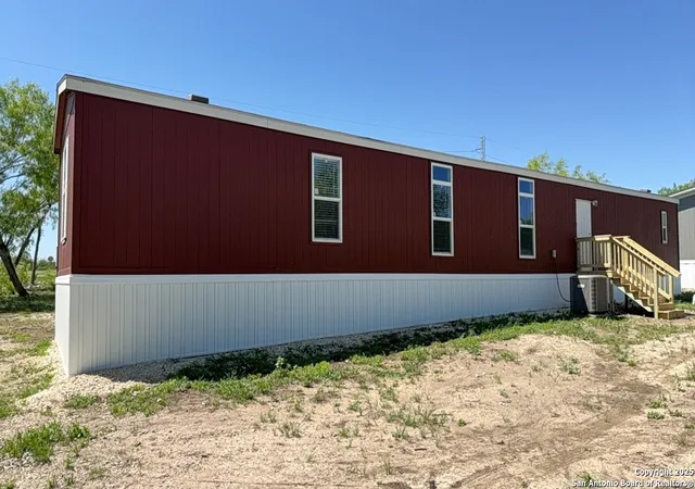 Manufactured home for sale at 224 Forest Creek, Devine, TX 78016 | MLS# 1909833