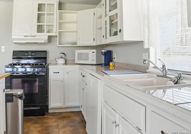 Photo 3 of Single family home for sale at 116 Matlock, Poth, TX 78147 | MLS# 1909842 | Listing updated on 2026-09-20