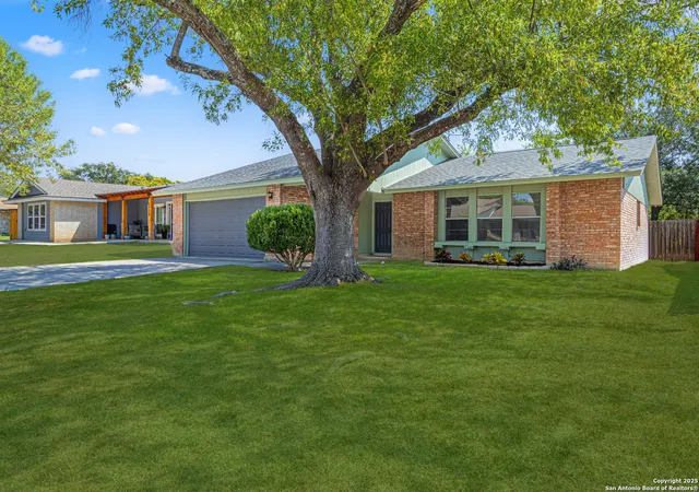 Photo 3 of Single family home for sale at 1142 Churing, San Antonio, TX 78245 | MLS# 1909868 | Listing updated on 2026-07-11