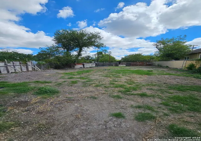 Photo 2 of Land for sale at Tbd S Anthony, San Antonio, TX 78210 | MLS# 1909897 | Listing updated on 2025-10-23