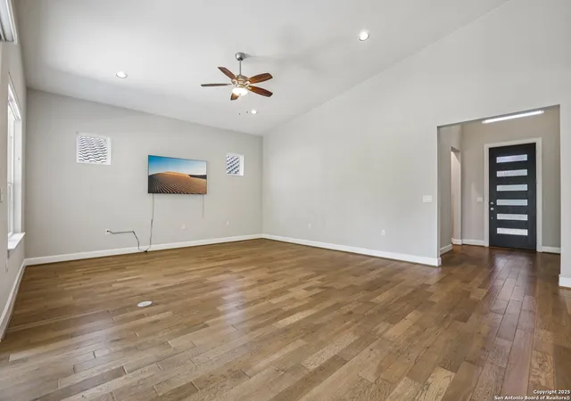 5th image of 220 Leaping Holly, San Marcos, TX 78666 | MLS# 1909929