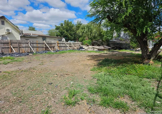 Photo 1 of Land for sale at Tbd S Westfall Ave, San Antonio, TX 78210 | MLS# 1909936 | Listing updated on 2025-10-23