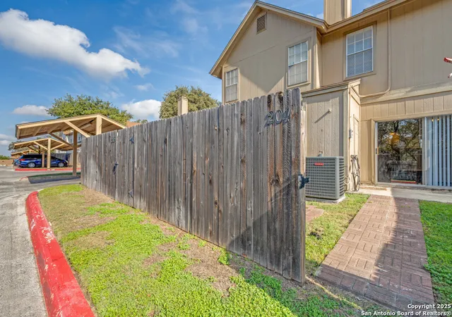 Homes for sale in San Antonio, TX | 10254 Dover Ridge, San Antonio, TX 78250 | Houzeo