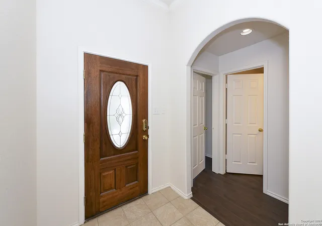 Photo 3 of Sale Pending at 8118 Grissom Circle, San Antonio, TX 78251 | MLS# 1909965 | Listing updated on 2025-11-18