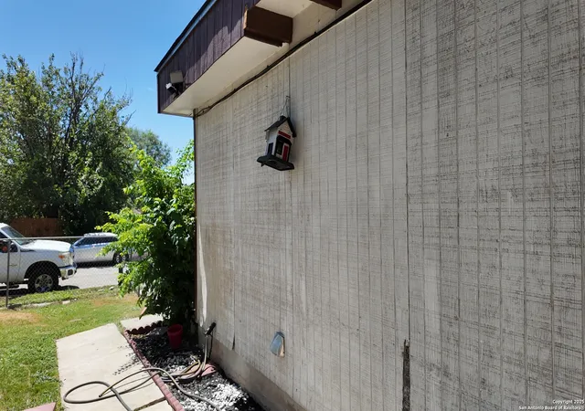 Photo 4 of Single family home for sale at 8416 Hidden Bow, San Antonio, TX 78242 | MLS# 1909996 | Listing updated on 2025-12-06