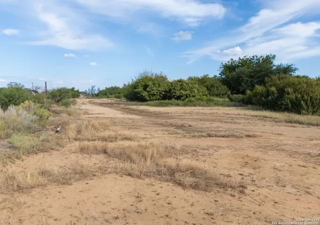 13th image of 13348 Somerset, Von Ormy, TX 78073 | MLS# 1910016