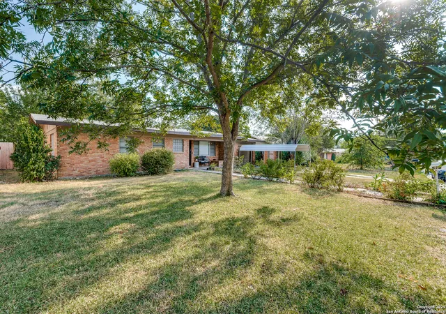 Photo 1 of Sale Pending at 518 Artemis, San Antonio, TX 78218 | MLS# 1910039 | Listing updated on 2025-10-23