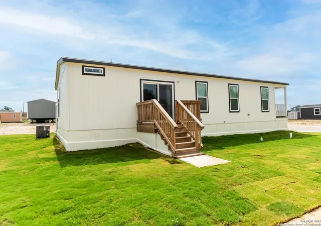 Photo 3 of Manufactured home for sale at 2203 Cielo Rio, Lot 102, San Antonio, TX 78221 | MLS# 1910045 | Listing updated on 2025-10-05