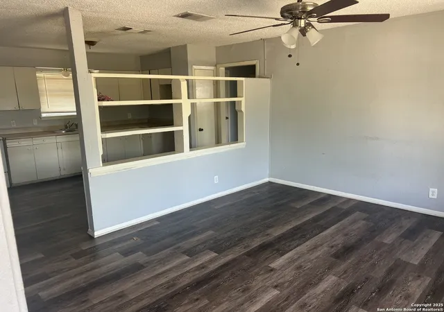 Photo 3 of Single family home for sale at 6810 Marimba, San Antonio, TX 78227 | MLS# 1910071 | Listing updated on 2025-11-03