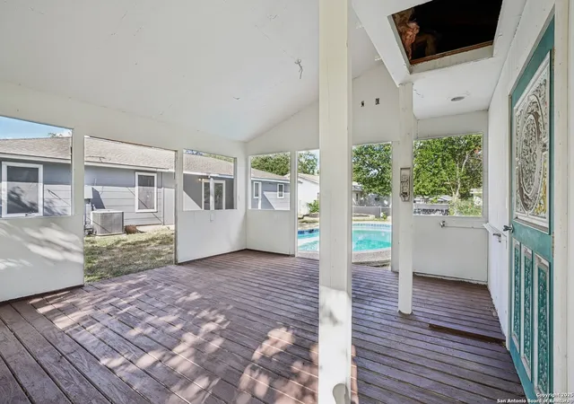 Photo 3 of Sale Pending at 913 Zwicke, Seguin, TX 78155 | MLS# 1910081 | Listing updated on 2025-11-28