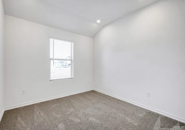 Photo 4 of Single family home for sale at 1605 Big Sur Dr, New Braunfels, TX 78130 | MLS# 1910088 | Listing updated on 2026-01-09