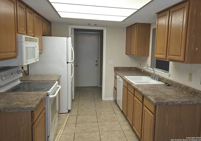Photo 1 of Sale Pending at 4618 Misty Run, San Antonio, TX 78217 | MLS# 1910116 | Listing updated on 2025-10-28