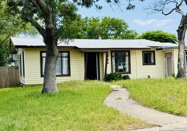 Photo 1 of Sale Pending at 346 Laurelwood, San Antonio, TX 78213 | MLS# 1910131 | Listing updated on 2025-11-24