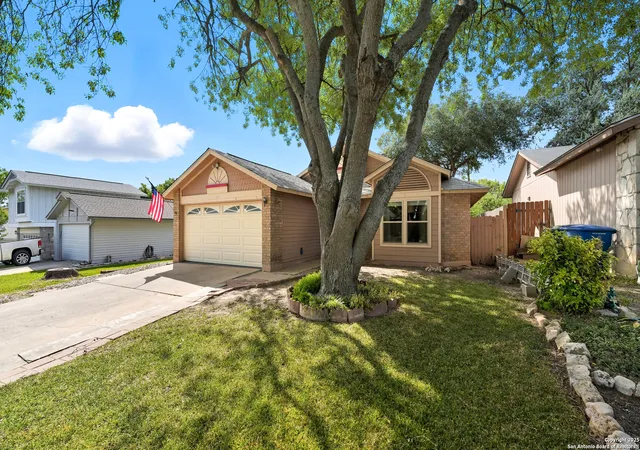 Photo 2 of Sale Pending at 10374 Cedarbend, San Antonio, TX 78245 | MLS# 1910173 | Listing updated on 2025-10-20